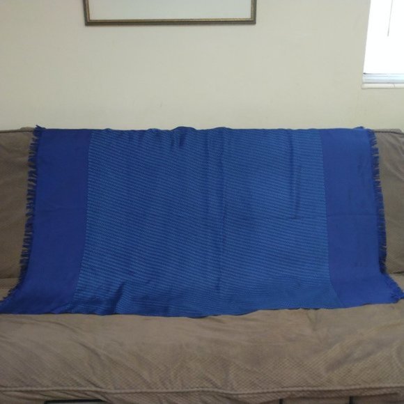 ❤️HERMES Mens Vintage 100% Silk Fringed Shawl Scarf with Box 57x36 - Picture 2 of 10